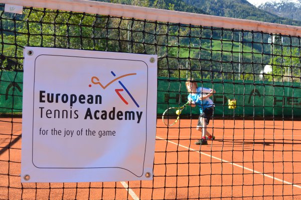 Tennisurlaub im Hotel Prokulus in Südtirol